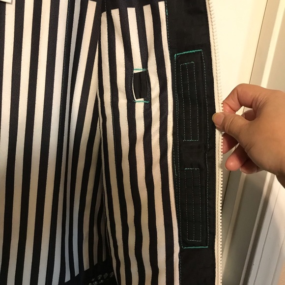 The White Collection ski/winter Jacket, size Small - Picture 3 of 16